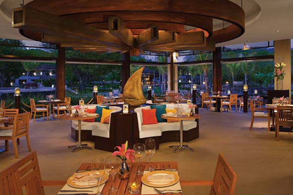 Restaurant - Dreams Las Mareas Resort & Spa - Costa Rica - All-inclusive Resort